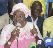 Mimi Touré ne ménage aucune arme dans son combat contre Macky Sall : A-t-elle encore une base politique réelle ?