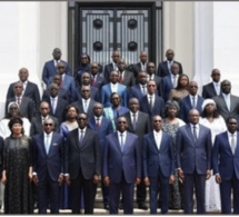 Photo/Conseil des ministres: La pose du nouveau gouvernement d’Amadou Bâ
