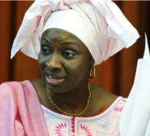 Assemblée nationale: En bisbilles avec Macky Sall, Mimi Touré propose une loi contre le népotisme