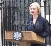 Le chef de l'opposition britannique appelle à des élections dès "maintenant"