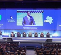 “Monde virtuel qui répand à haut débit la tromperie, le populisme” : Macky Sall veut sévir contre les réseaux sociaux