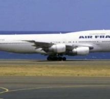 Nigeria : un avion d’Air France atterrit d’urgence après une fausse alarme Nigeria : un avion d’Air France atterrit d’urgence après une fausse alarme