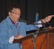 Ebola: Ellen Johnson Sirleaf punis les ministres liberiens qui refusent de rentrer de l’étranger
