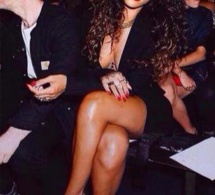 Photo-Le décolleté torride de Rihanna