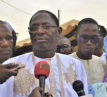 Mr le président de la République  TROP C'EST TROP  Les militants de l'APR de Ndioum réunis derrière leur responsable politique Dr Alassane Ndiaye