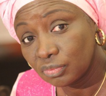 Mimi Touré pas d’accord sur le retour du Sénat:  » Cela nous coûte 4 milliards et c’est beaucoup d’argent »