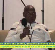 Photos / Vidéo : Message du Président Wade qui vient d’acheter sa carte de militant, à 1 million FCfa !