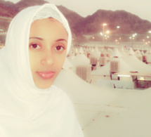 Adjaratou Sokhna Aidara Seck lors du hajj à la Mecque