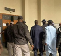Tribunal de Dakar : arrivée spectaculaire du leader Ousmane Sonko à la salle du Tribunal Correctionnel