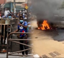 Urgent : Bourguiba une voiture br#lée par les manifestant