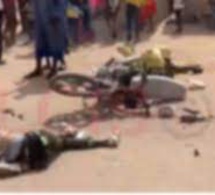 Choc frontal entre deux motos jakarta, les images insoutenables de la mort de Pape Gueye Choc frontal entre deux motos jakarta, les images insoutenables de la mort de Pape Gueye