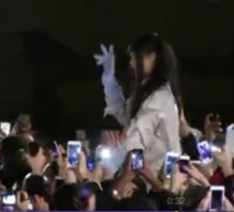 Rihanna à Paris : Le #R8 Experience au Trocadéro était un succès ! (EXCLU VIDEO)