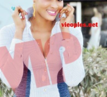 Vidéo: Soumboulou Bathily fond en larmes lors de son anniversaire. Regardez