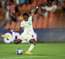 Équipe Nationale Féminine : blessée contre l’Algérie, Ndeye Awa Diakhaté souffre d’une rupture des ligaments croisés