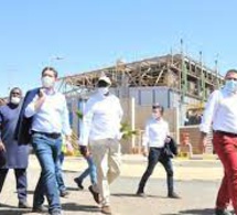 Déchargement Des Équipements De La Centrale De 300MW De West African Energy
