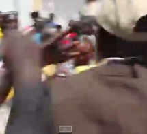 Un Chaud après-midi pour la journaliste de la Rfm submergée par la foule