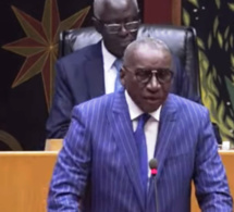Assemblée nationale : Sidiki Kaba, le ministre de l’Intérieur juge faible, le taux d’interdiction des rassemblements