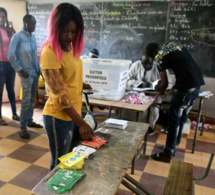 Présidentielle: Six candidats de la gauche se concertent pour une candidature unique