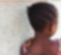Un étudiant, un footballeur et un rappeur, transforment une fille de 13 ans, en objet sexuel !