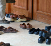 Fann Hock: Il vole les chaussures des fidèles pendant la prière mortuaire