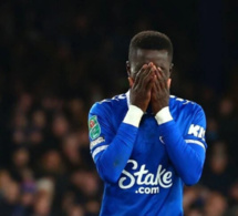 Mauvaise nouvelle pour les Lions : A Everton, Idrissa Gueye sort sur blessure après 25 minutes de jeu