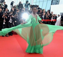 Admirez la robe de Lupita au festival de Cannes.