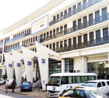 Poste: Le collectif des postières et postiers non reconduits condamne avec fermeté la diversion stratégique managériale de leur Directeur général