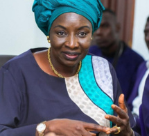 Répliques à l’APR : Mimi Touré assaille Macky sur son double rôle politique et diplomatique, ses « manipulations » et appelle à la dissolution de l'Assemblée