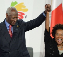 Les pas de danse de Michaëlle Jean secrétaire générale de l’OIF, qui s’est emportée devant les batteurs de tams-tams