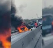 Autoroute à péage : Un minibus prend feu et paralyse le trafic