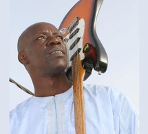 Le Super Étoile rend hommage à une légende, à un frère, à une guitare vivante. Jimi Mbaye.