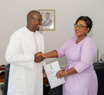 FONAMIF : passation de service entre Nicole Mansis et Amadou Tidiane Diallo