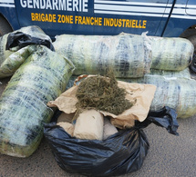 Trafic de drogue : deux individus arrêtés et une importante cargaison interceptée au large de Keur Massar