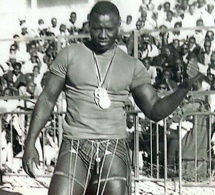 Hommage à Mohamed Ndiaye “ROBERT DIOUF”: La légende de la lutte tire sa révérence à 83 ans