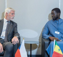 New York / AGNU 2025 : Bassirou Diomaye Faye s’entretient avec le président tchèque