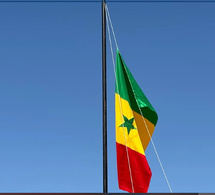 Rosso : la Police et les élèves unis autour du drapeau national