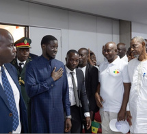 7e sommet de l’UE-UA: le Président Diomaye rencontre la communauté sénégalaise de l’Angola