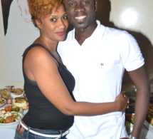 LA BELLE HISTOIRE: Pape Diouf et son épouse, ultra complices et amoureux !