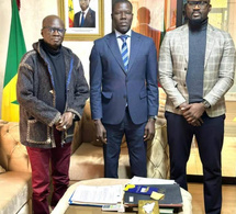 Omar Pen et son manager reçu au Maroc par le Consul du Sénégal juste avant la soirée du 31 décémbre avec les lions