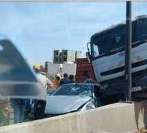 Drame sur l’autoroute à péage : comment un camion fou a provoqué un accident fatal faisant cinq victimes