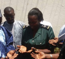 Magal "Kazu Rajab" 2016 - La famille de Serigne Fallou Mbacké apporte une assistance aux détenus du Camp Pénal de Liberté 6