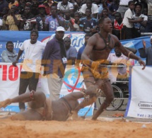 Photos: La chute de Boye Djiné face à Clé Mansour