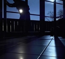 Thiès : un jeune homme arrêté en flagrant délit de tentative de vol nocturne dans un domicile