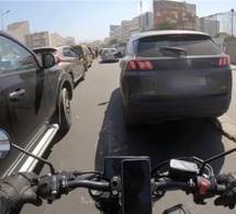 Sabotage de pneu, vol par ruse et course-poursuite : comment un braquage a été déjoué en plein cœur de Dakar