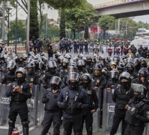 Mondial-2026: heurts entre manifestants et police à l'extérieur du stade Azteca de Mexico