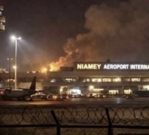 Niger: la branche sahélienne d'Al-Qaida revendique l'attaque meurtrière contre l'aéroport de Niamey