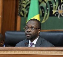Vote bloqué », « approbation » : Un juriste démonte les arguments de Sonko