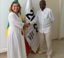 Christine Farges en visite à KER AYO : un échange autour de la créativité et de l’engagement de la jeunesse sénégalaise