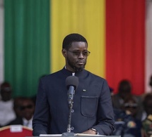 Diomaye Président : le groupe WhatsApp verrouillé, la grogne monte