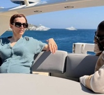 Vacances en Grèce : Le Président Doumbouya se signale à bord d’un bateau et envoie un message aux Guinéens
